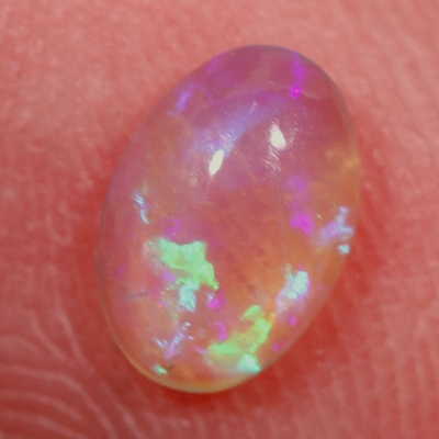 SOLID CRYSTAL OPAL Bright rolling flashes 